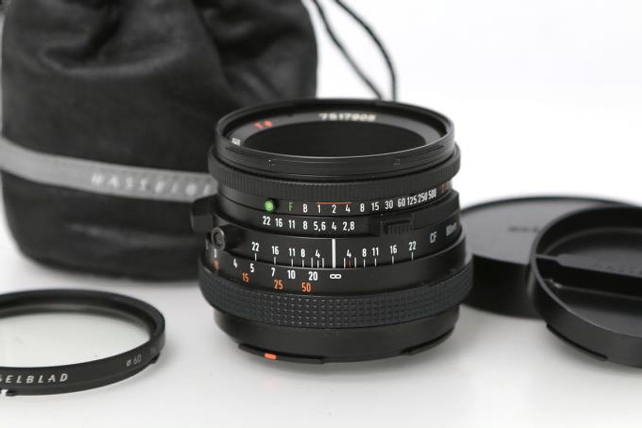 Planar T* CF 80mm F2.8