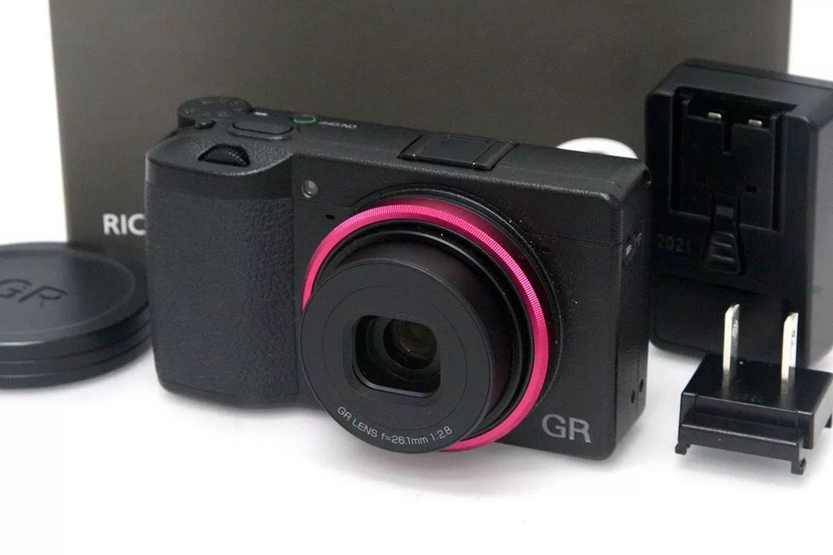 RICOH GR IIIx