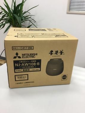 MITHUBISHI/三菱電機 本炭釜 KAMADO NJ-AW108-B [黒銀蒔] 炊飯器