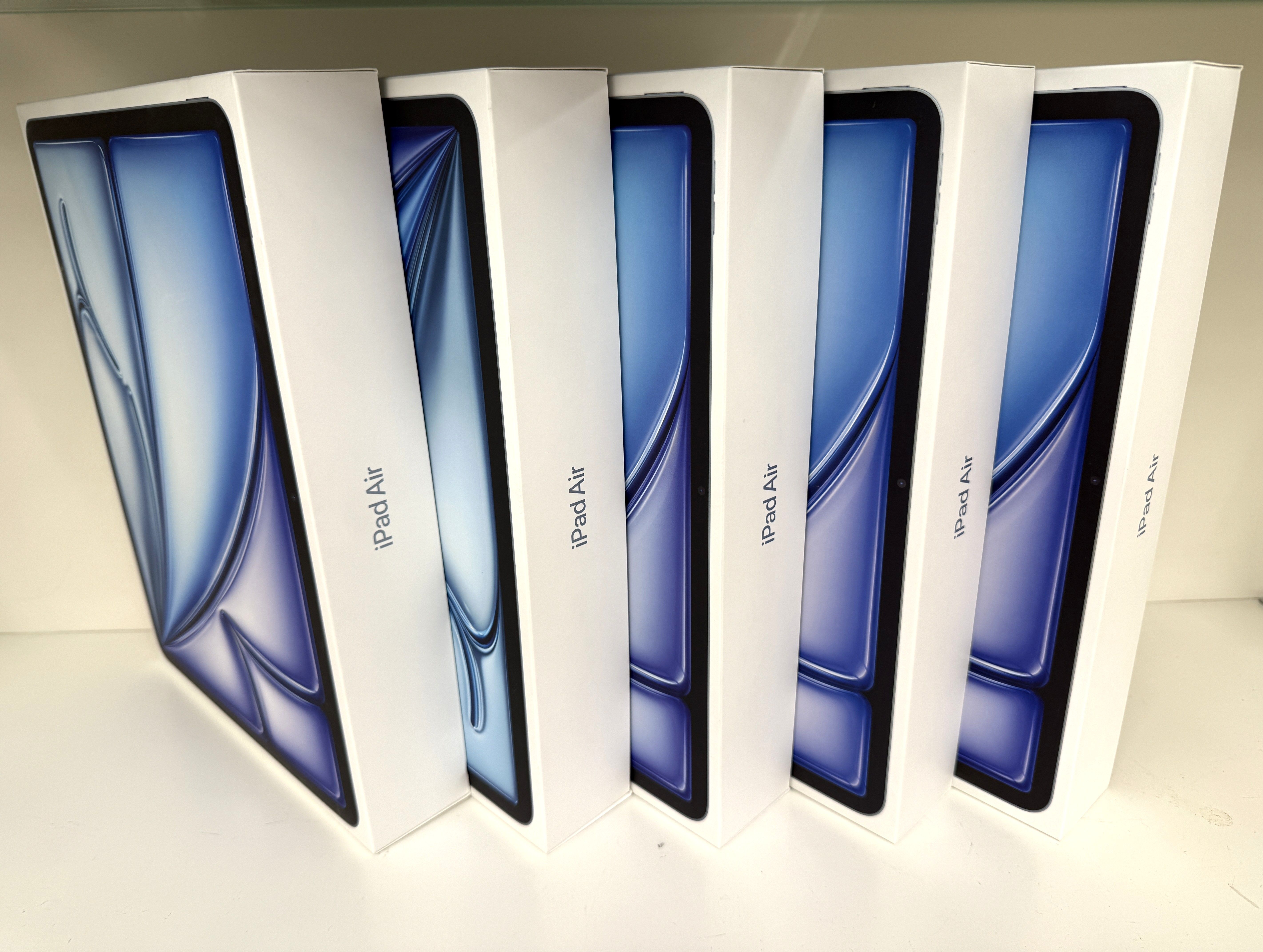 iPad Air 13インチ Wi-Fi 128GB 2025年春モデル MCNJ4J/A [ブルー]