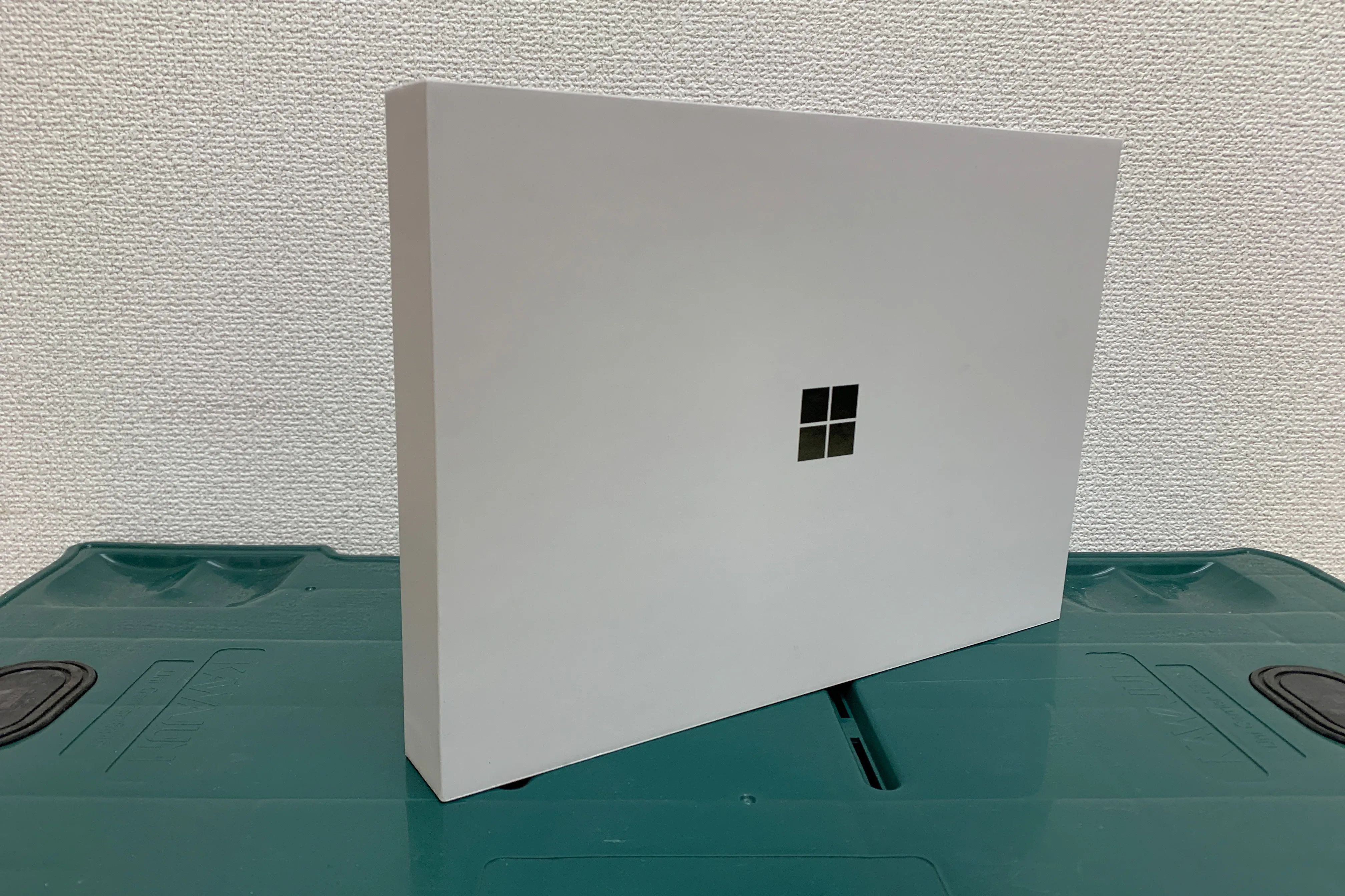 Surface Pro 12インチ EP2-27651 [プラチナ]お買取りしました