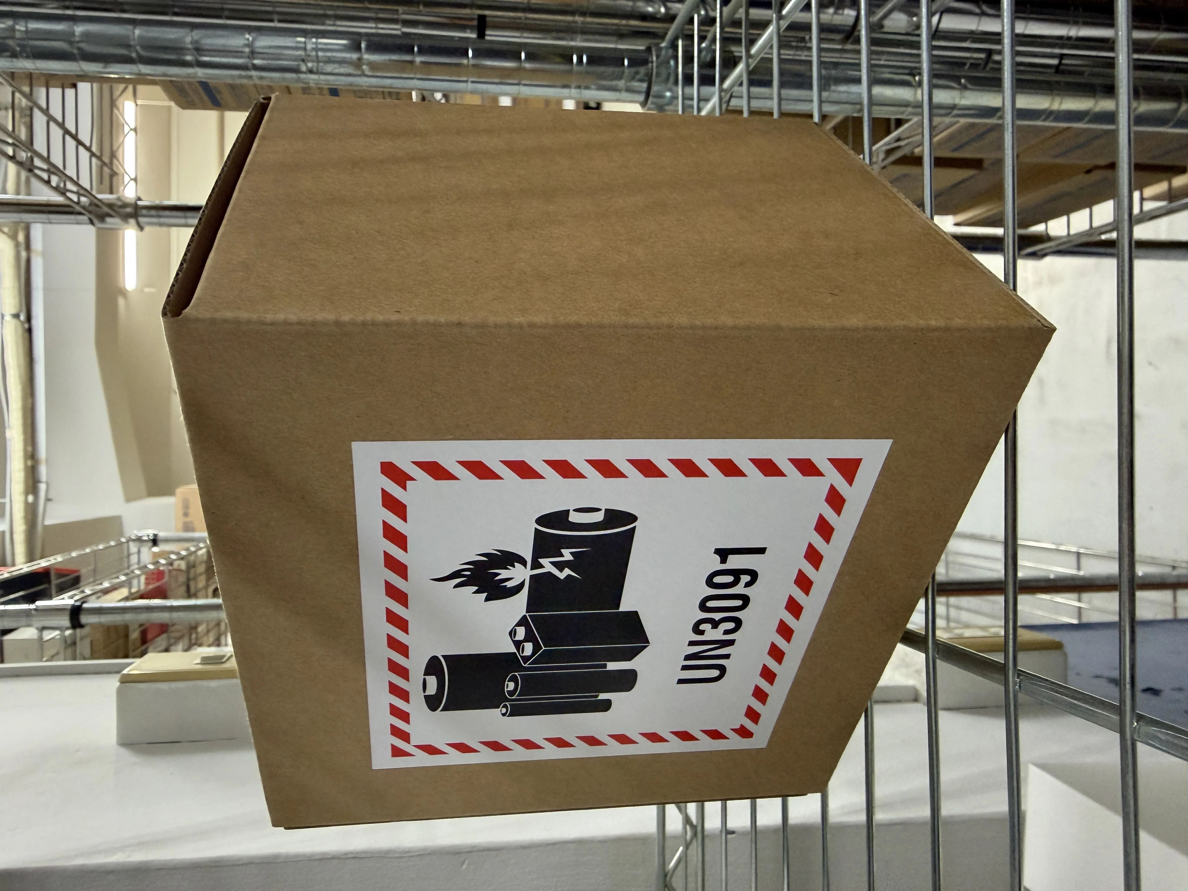 Mac mini MU9E3J/A [シルバー]お買取りしました!!