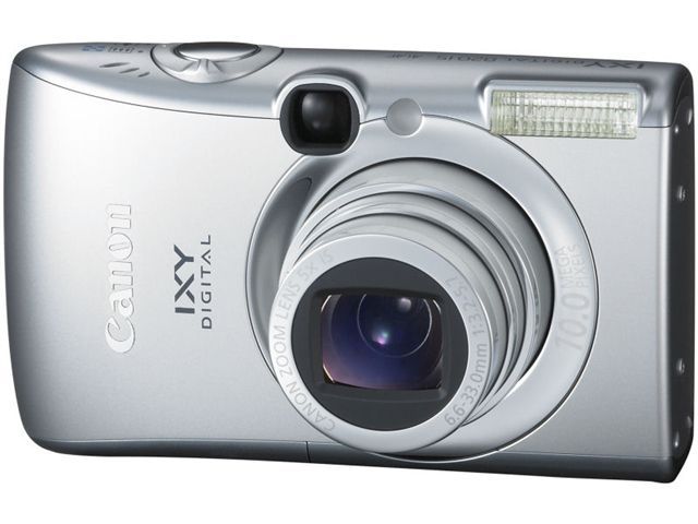 IXY DIGITAL 820 IS