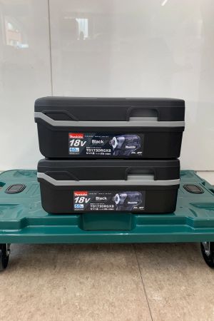 マキタ(Makita)  インパクトドライバー  TD173DRGXB【黒】