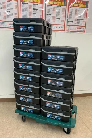 マキタ(Makita) 　18V充電式インパクトドライバー 　TD173DRGX [青]