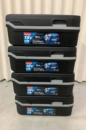マキタ(Makita)　インパクトドライバー　TD173DRGX [青]