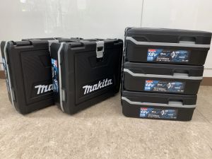 マキタ(Makita)　インパクトドライバー　TD173DRGX [青]