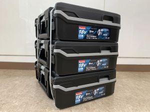 マキタ(Makita)　インパクトドライバー　TD173DRGX [青]
