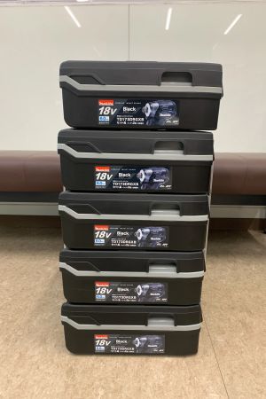 マキタ(Makita)　インパクトドライバー　TD173DRGXB [黒]