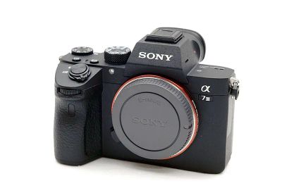 ソニー α7 III ILCE-7M3 ボディ ミラーレス一眼 