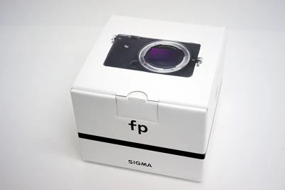 シグマ fp ボディ ミラーレスカメラ 