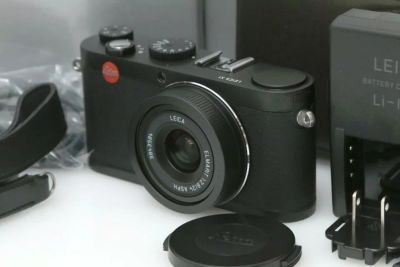 LEICA X1 