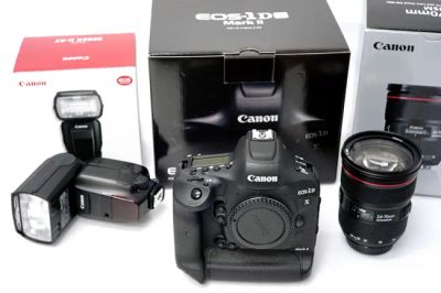 キヤノン EOS-1D X Mark II ボディ - EF24-70mm F2.8L II USM カメラ・レンズ