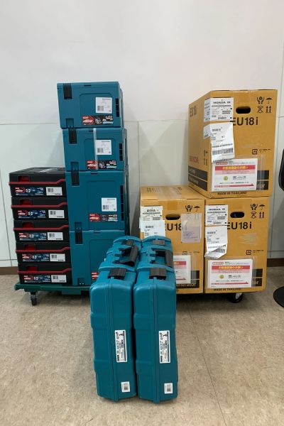 ホンダ(HONDA)   発電機　EU18i