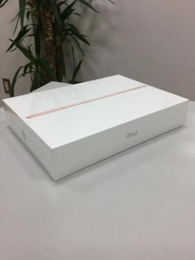 Apple/アップル  iPad 9.7インチ Wi-Fiモデル 32GB MRJN2J/A [ゴールド] タブレットPC