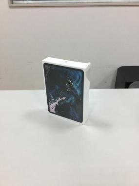 Apple/アップル iPad Pro 11インチ 第1世代 Wi-Fi 256GB MTXR2J/A [シルバー] iPad