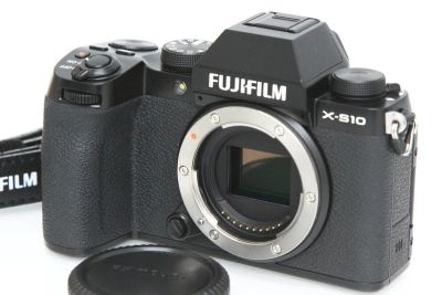 富士フイルム FUJIFILM X-S10 ボディ