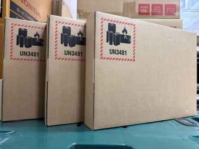 Surface Pro 12インチ EP2-27273 [プラチナ]お買取りしました!!