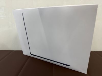 MacBook Air 15.3インチ Liquid Retinaディスプレイ MW1G3J/A [シルバー]