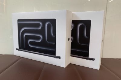 MacBook Pro 14.2インチ Liquid Retina XDRディスプレイ MDE14J/A [スペースブラック]お買取りしました!!