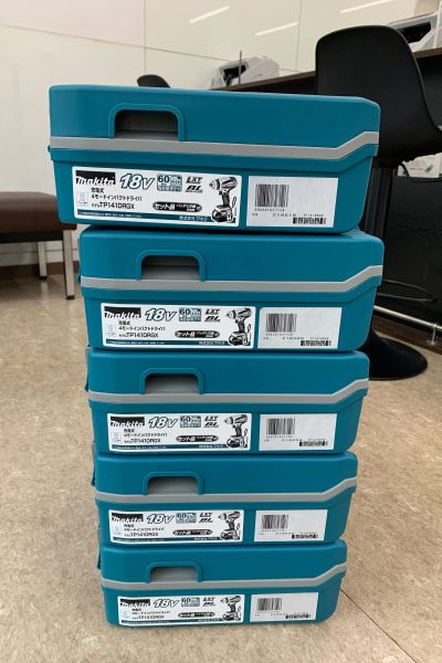 マキタ(Makita)　インパクトドライバー　TP141DRGX [青]