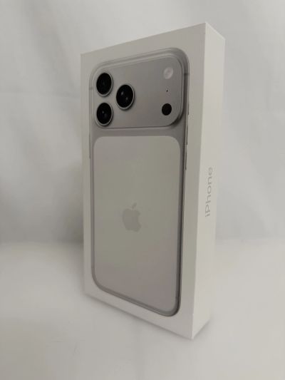 Apple iPhone 17 Pro Max 2TB シルバー 【MFYJ4J/A】お買取りしました!!