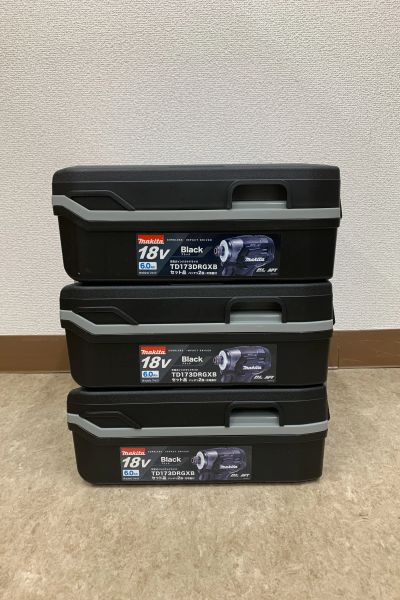 マキタ(Makita)　インパクトドライバー 　TD173DRGXB [黒]