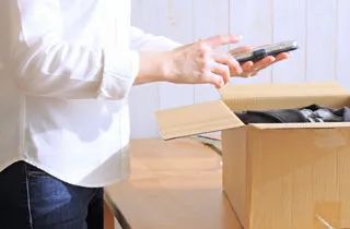 宅配買取の注意点！着荷からかかる査定期間について