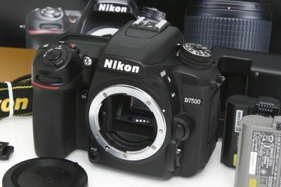 ニコン D7500 ボディお買取りしました