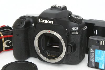 キヤノン EOS 80D ボディ