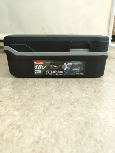 マキタ(Makita) 18V充電式インパクトドライバー TD173DRGXO [オリーブ]