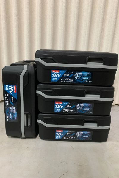 マキタ(Makita)　インパクトドライバー　TD173DRGX [青]
