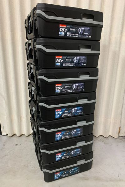 マキタ(Makita)　インパクトドライバー　TD173DRGX [青]