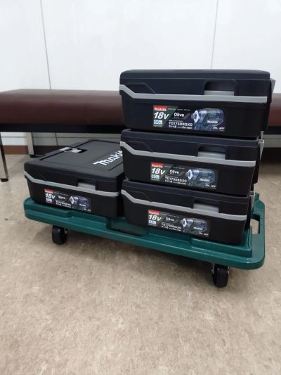 マキタ(Makita)　インパクトドライバー　TD173DRGX [オリーブ]
