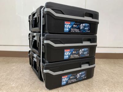 マキタ(Makita)　インパクトドライバー　TD173DRGX [青]