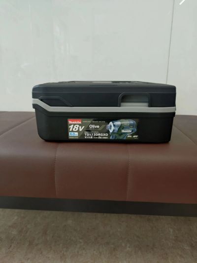 マキタ(Makita)　インパクトドライバー　TD173DRGX [オリーブ]