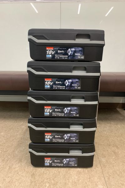 マキタ(Makita)　インパクトドライバー　TD173DRGXB [黒]