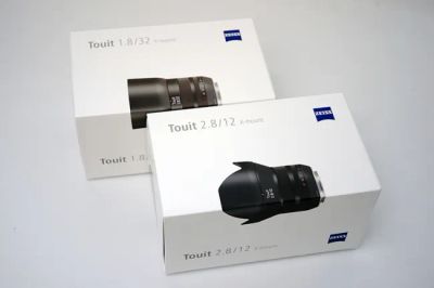 カールツァイス Touit 1.8/32 - Touit 2.8/12 レンズ