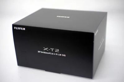 富士フイルム X-T2 レンズキット カメラ