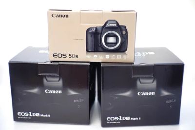 キヤノン EOS-1D X Mark II ボディ - EOS 5Ds ボディ カメラ