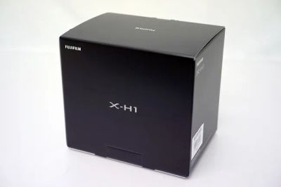 富士フイルム X-H1 ボディ カメラ