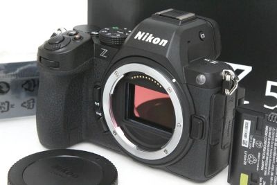 ニコン Z5II ボディ