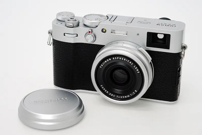 富士フイルム X100V シルバー 