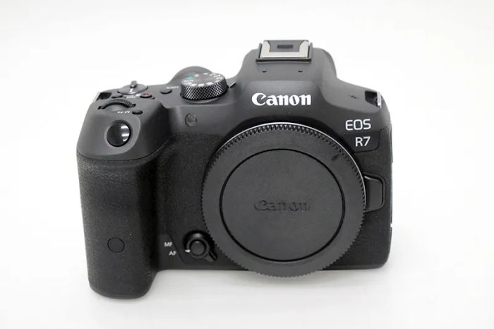 キヤノン EOS R7 ボディ ミラーレスカメラ 