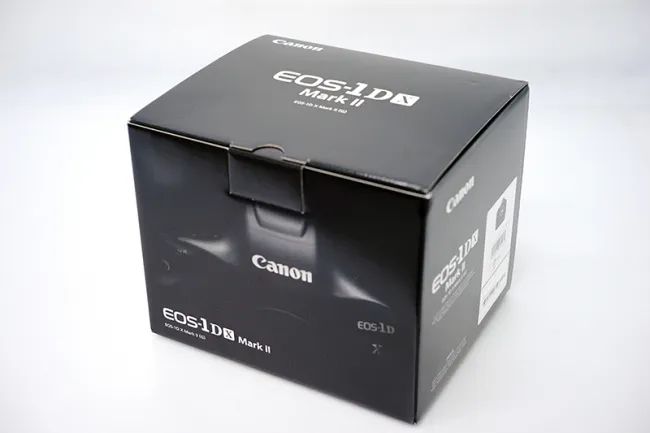 キヤノン EOS-1D X Mark II ボディ カメラ