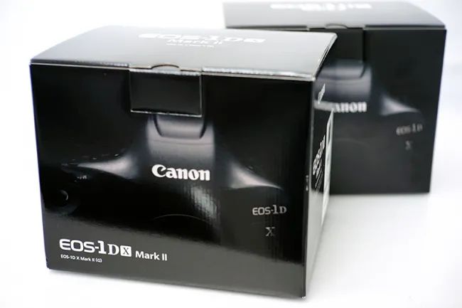 キヤノン EOS-1D X Mark II  ボディ カメラ