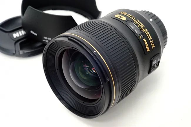 ニコン AF-S NIKKOR 28mm f/1.4E ED レンズ