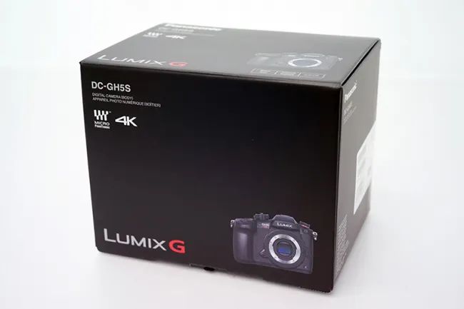 パナソニック LUMIX DC-GH5S ボディ カメラ