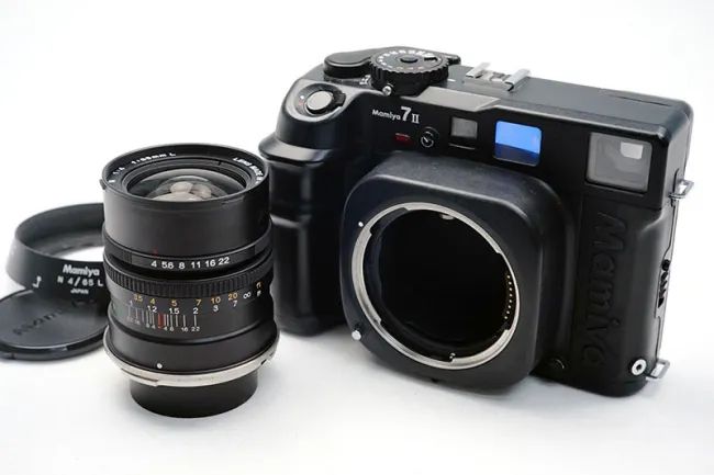 マミヤ Mamiya7 II 中判フィルムカメラ 