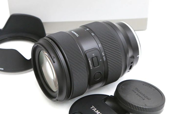タムロン タムロン 35-100mm F/2.8 Di III VXD (Model A078)